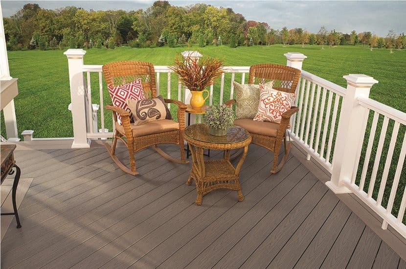 deck with seating
