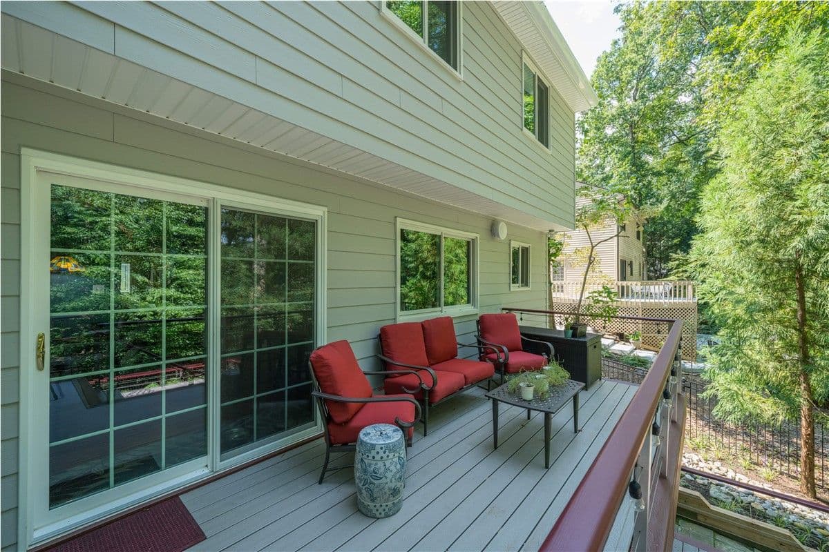 outdoor deck with seating
