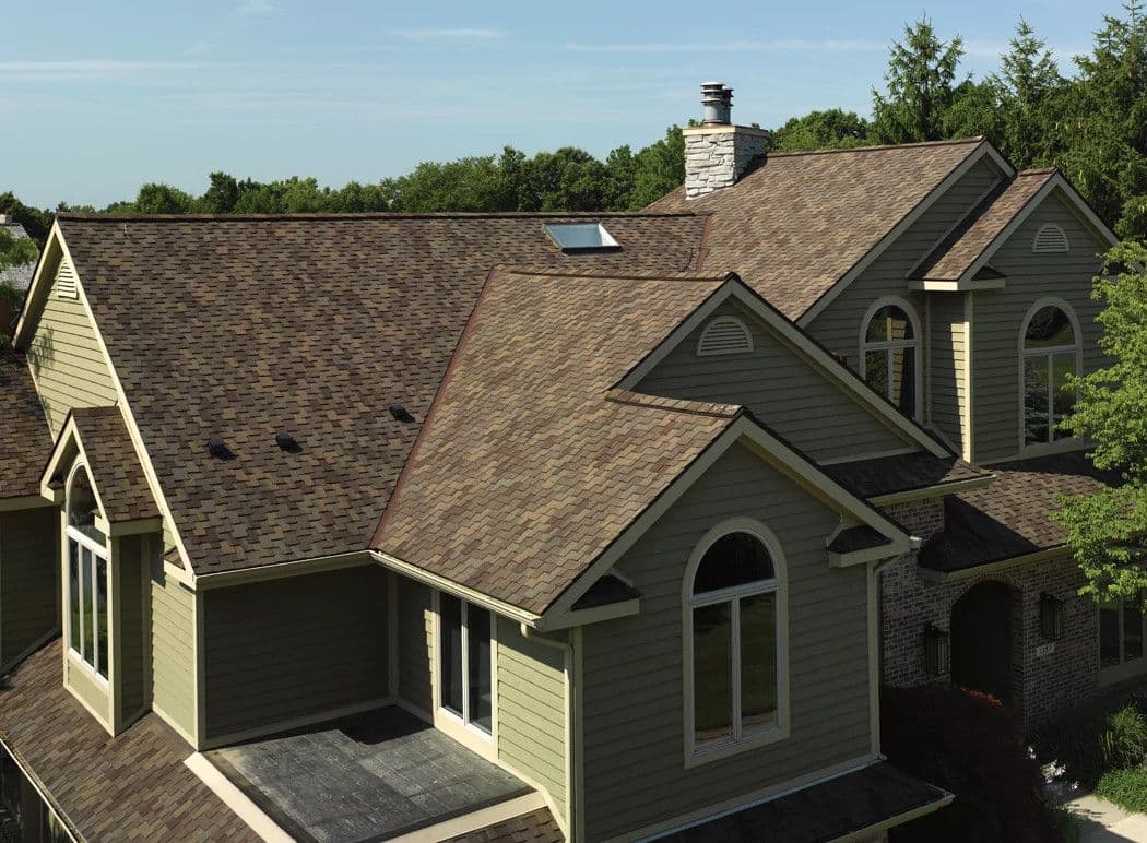CertainTeed's Presidential Shake asphalt shingles in Autumn Blend on a home