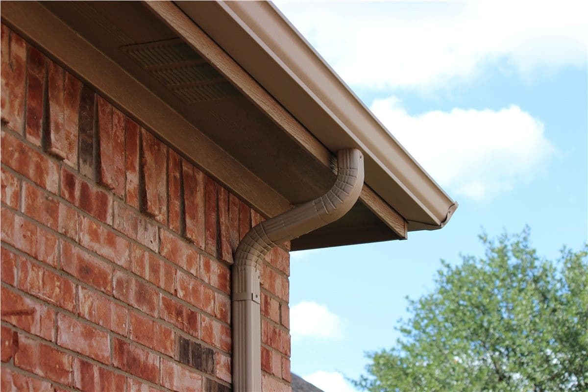 seamless gutters 1